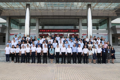 攜手記|共育創(chuàng)新人才,龍粵教育合作成果豐碩